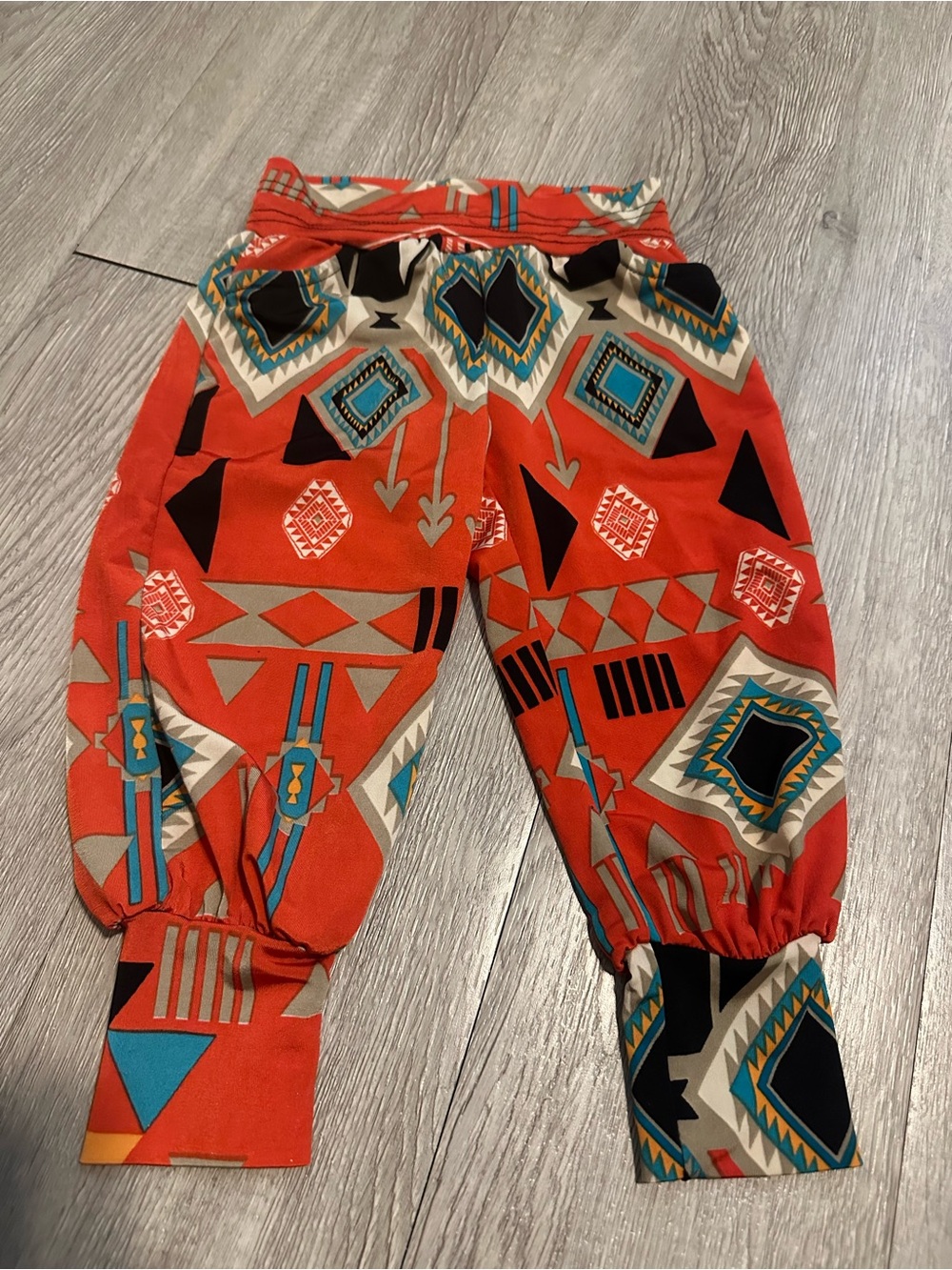 Les Tout Petits Red Aztec Navajo Track Pocket Pant Sz 2
